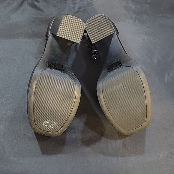 BRAND NEW WOMEN"S SUGAR SKYHIGH LEATHER ANKLE STRAP HEELS - Picture 13 of 16